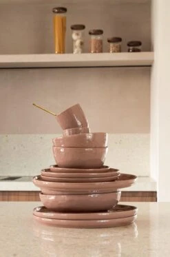 Gusta Dinerbord Table Tales Freckle Terracotta D 27 H 1,4 Cm -Lauraa Winkel 8712628326951 2 1