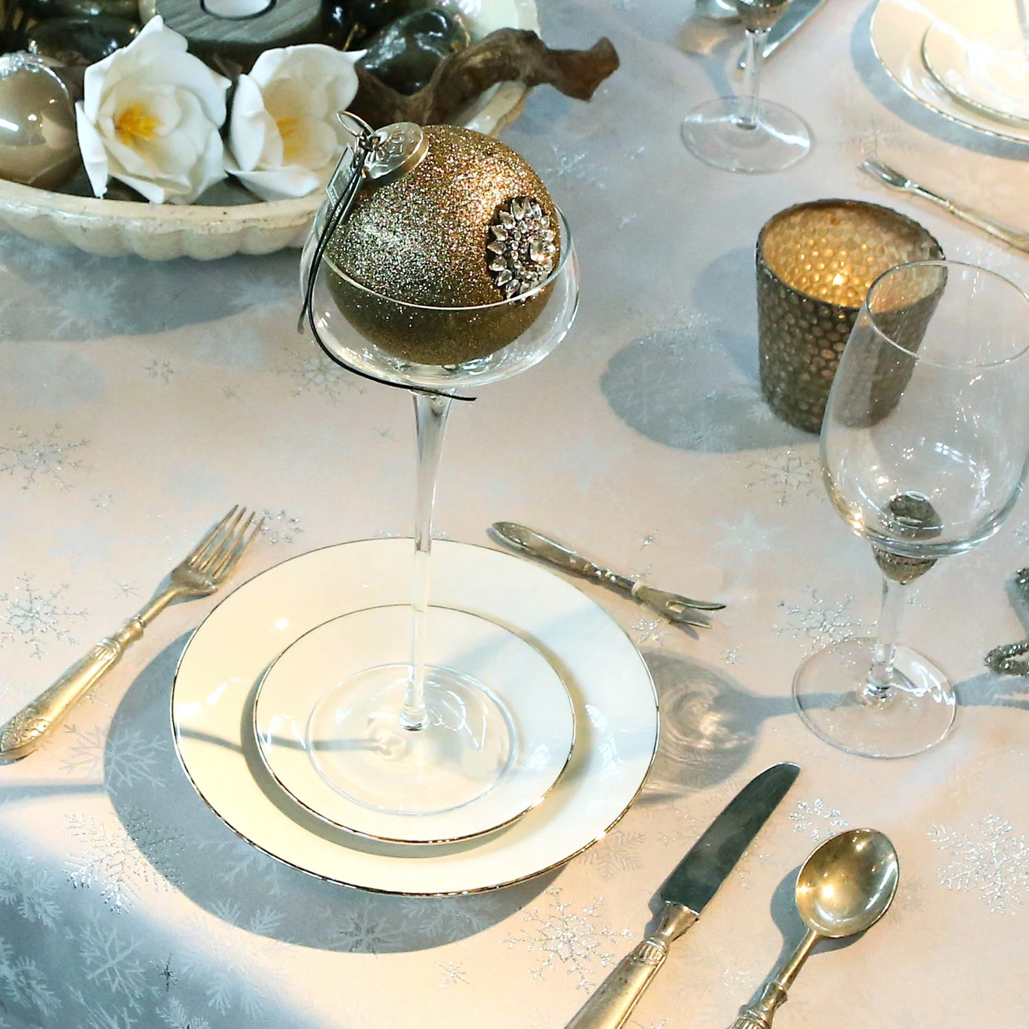 Unique Living Tafelkleed Crystal Zilver 140 X 200 Cm 4 Unique Living Tafelkleed Crystal Zilver 140 X 200 Cm - Image 2